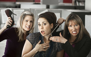 Как оценки других влияют на личность: теория а. маслоу.